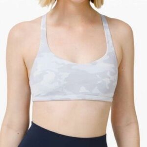 Lululemon Free to be Wild Bra